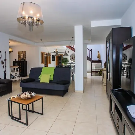 Vista Blanca Villa